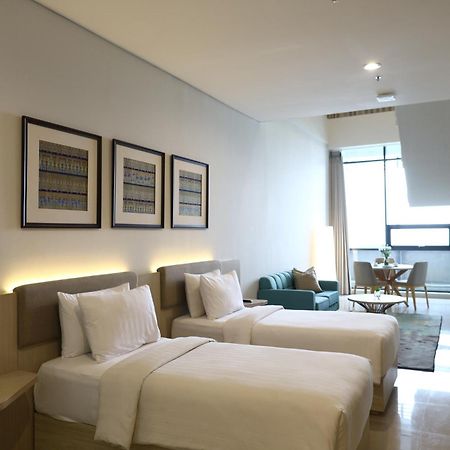 Skysuites Residence Surabaya Exterior photo