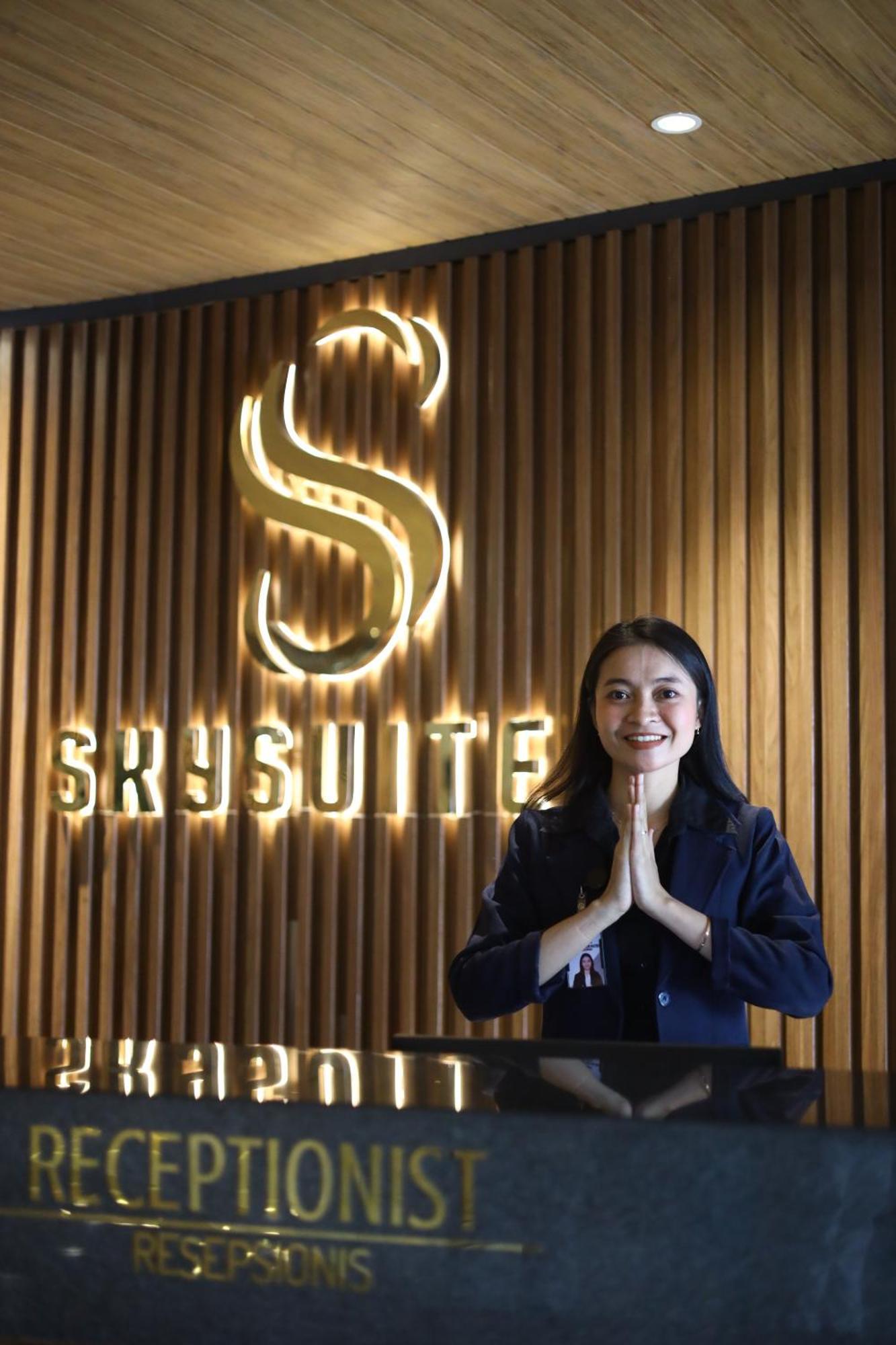 Skysuites Residence Surabaya Exterior photo