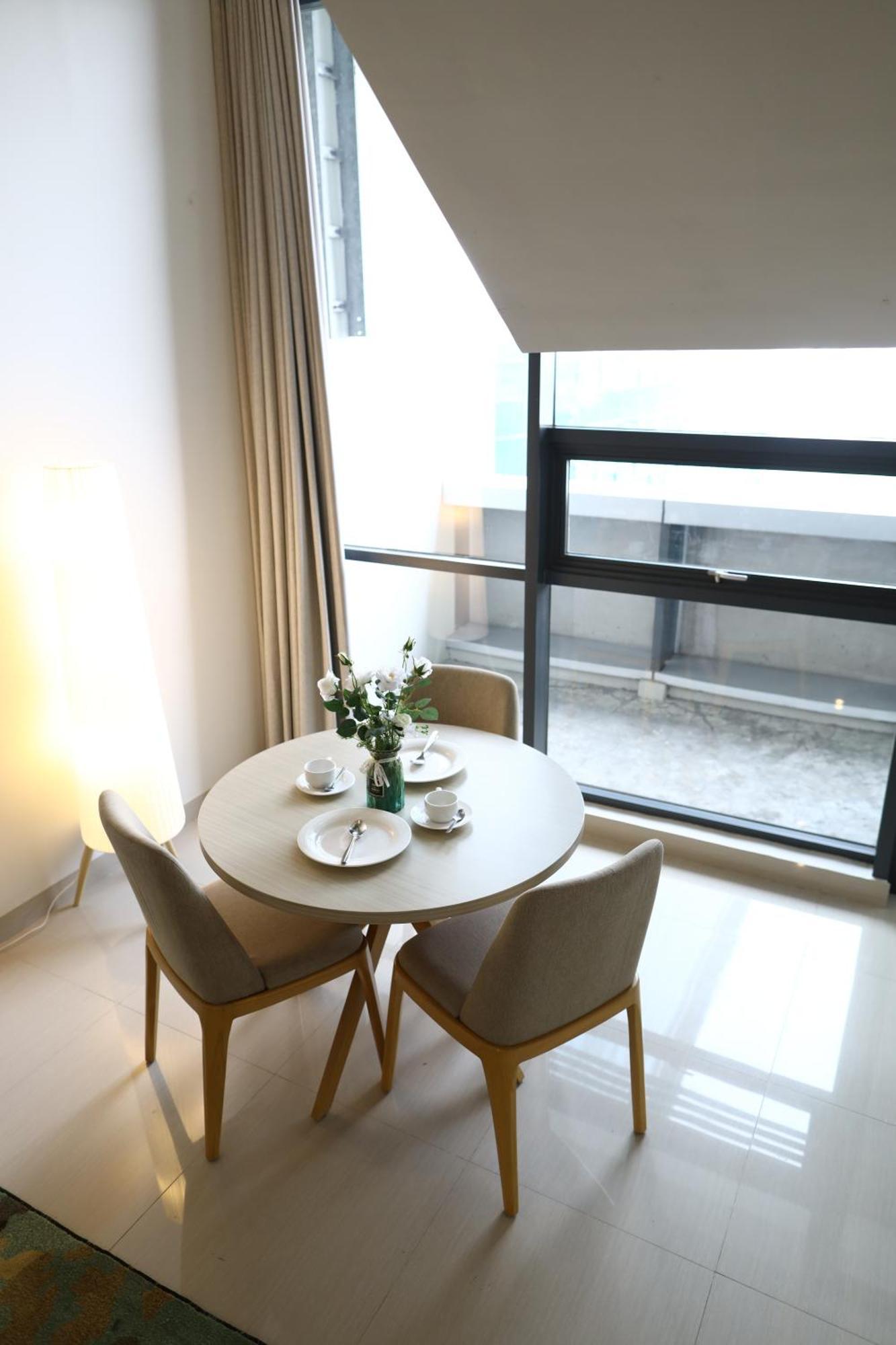 Skysuites Residence Surabaya Exterior photo